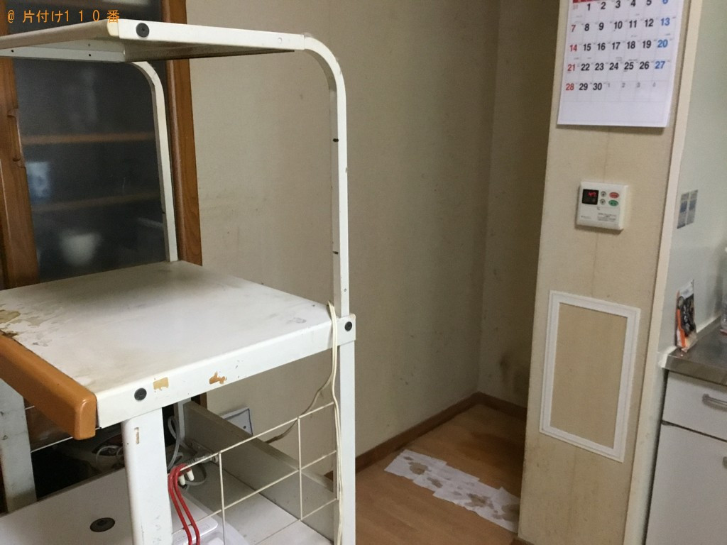 シングルベッド、冷蔵庫、テレビ、自転車等の回収